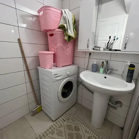 A New House With Garden In Center Διαμέρισμα *
